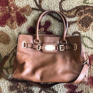 *AUTHENTIC* Michael Kors Chain Tote USED